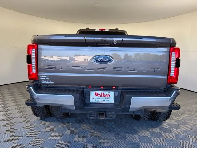 Used 2023 Gray Ford LARIAT image 6
