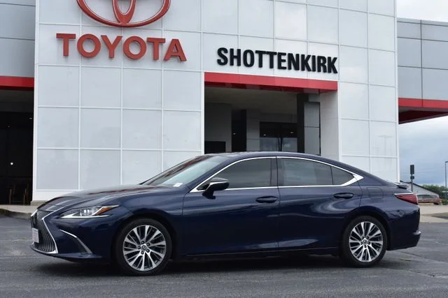 2021 Lexus ES