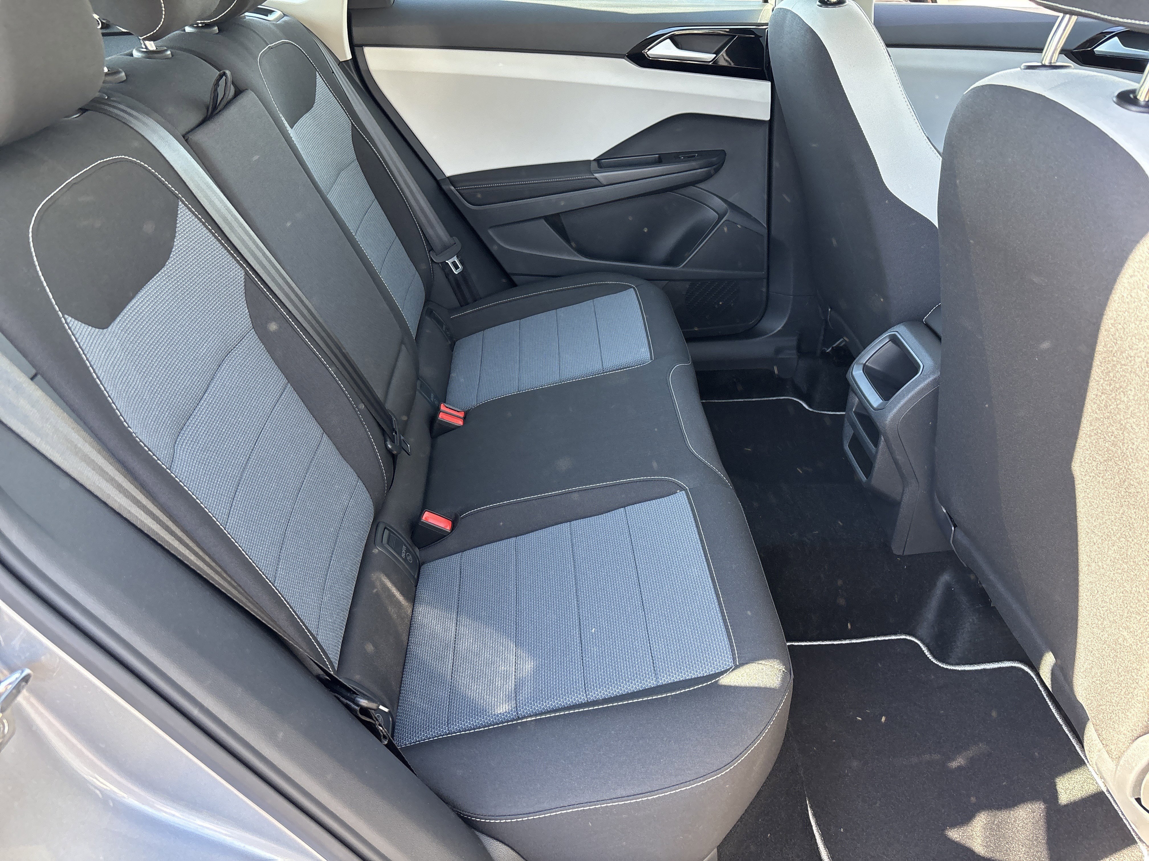 New 2026 Pyrite Silver Metallic Volkswagen S image 9