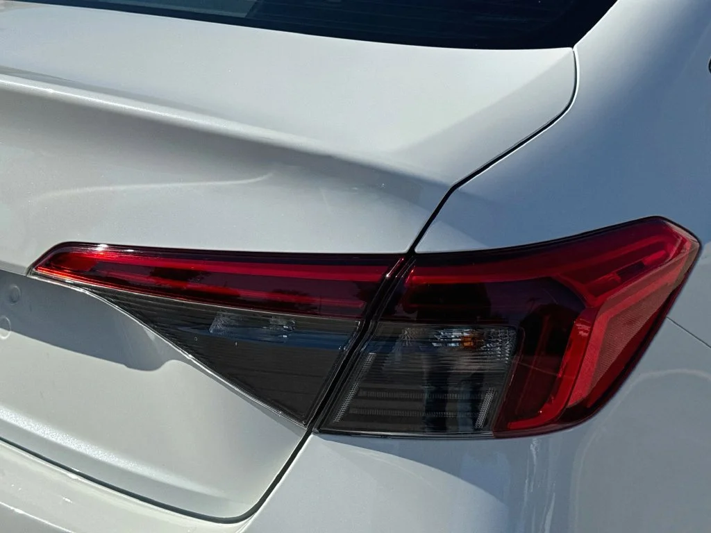 Used 2023 White Honda LX image 29
