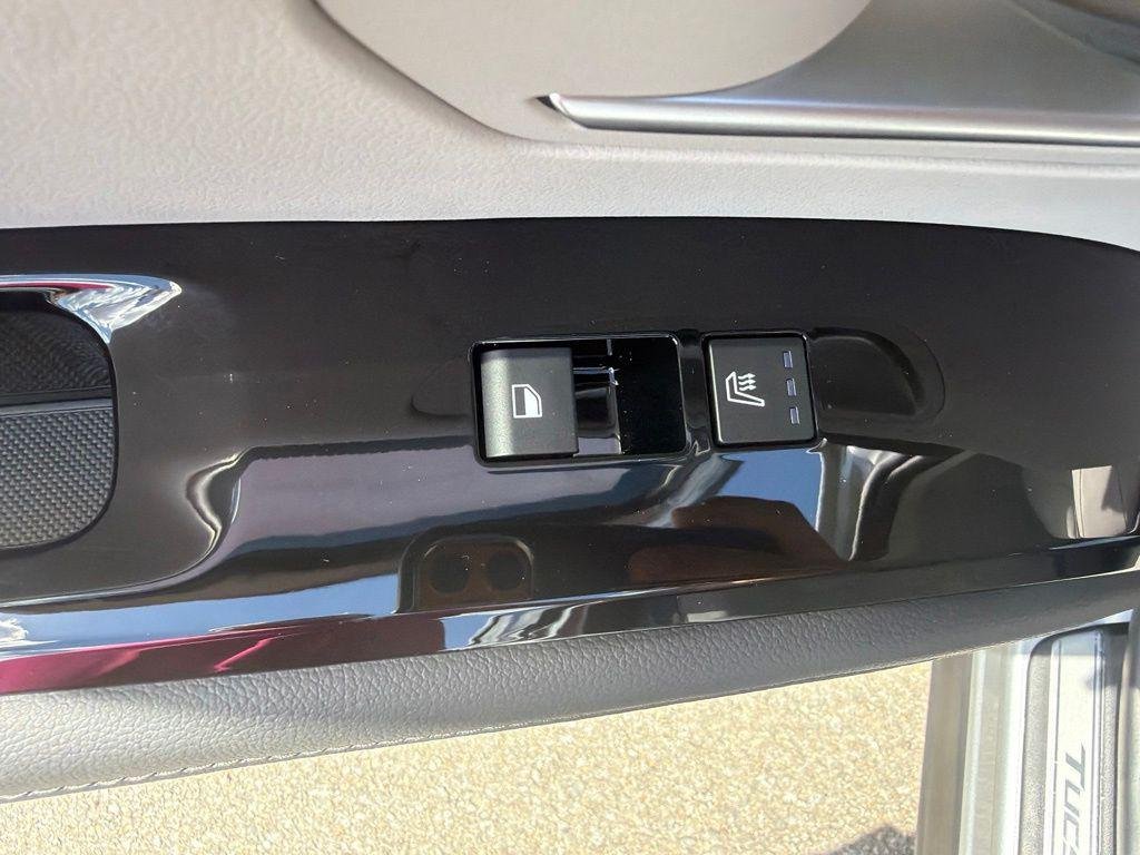 New 2026 Silver Hyundai Limited AWD image 11