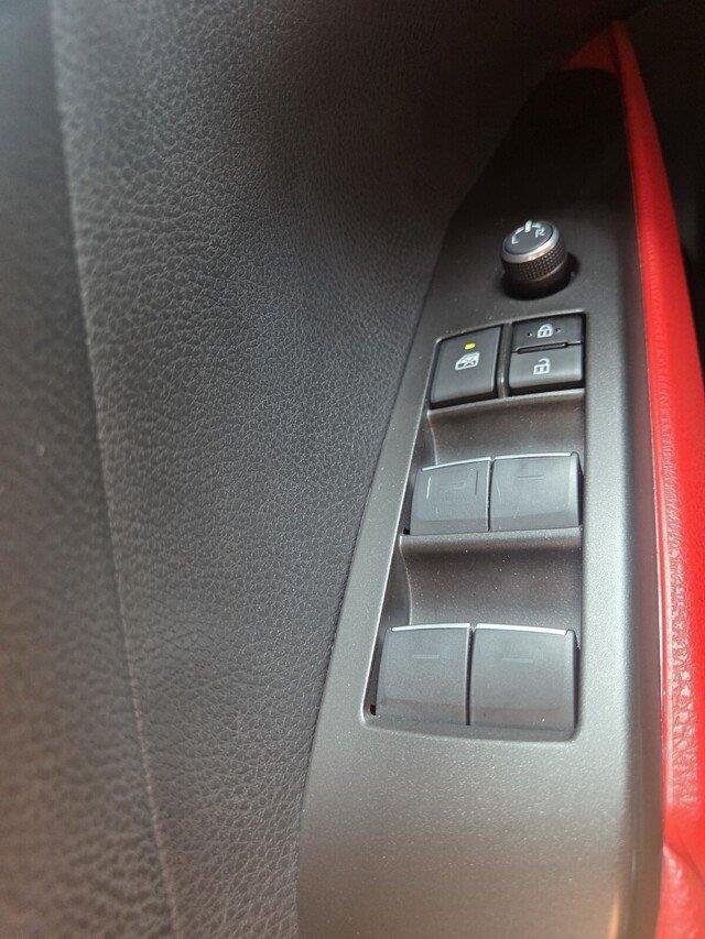 Used 2024 Wind Chill Pearl / Midnight Black Metallic Toyota XSE V6 image 21