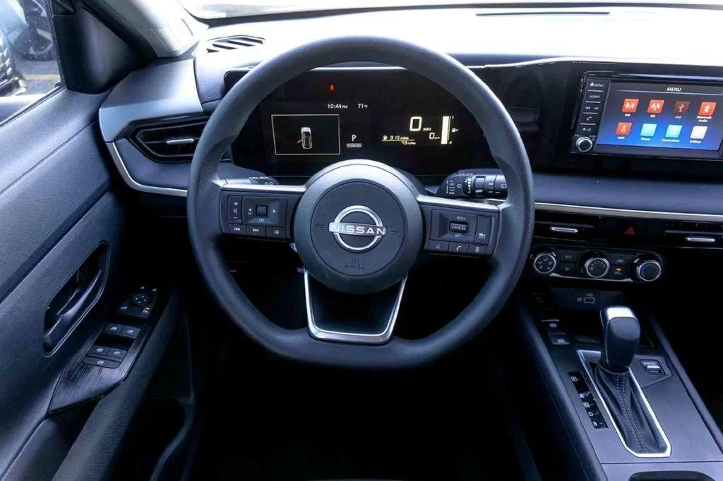 2025 Nissan Kicks S AWD - Photo 20