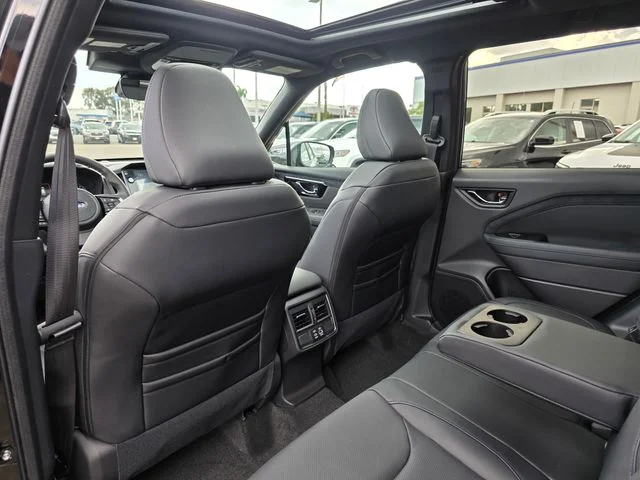 New 2026 CRYSTAL BLACK SILICA Subaru Limited image 18