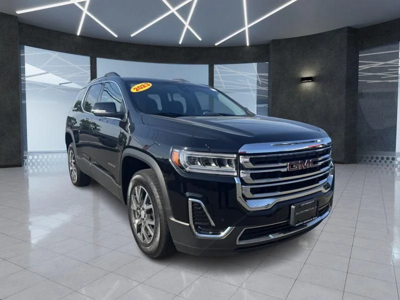 2023 GMC Acadia SLE AWD's photo