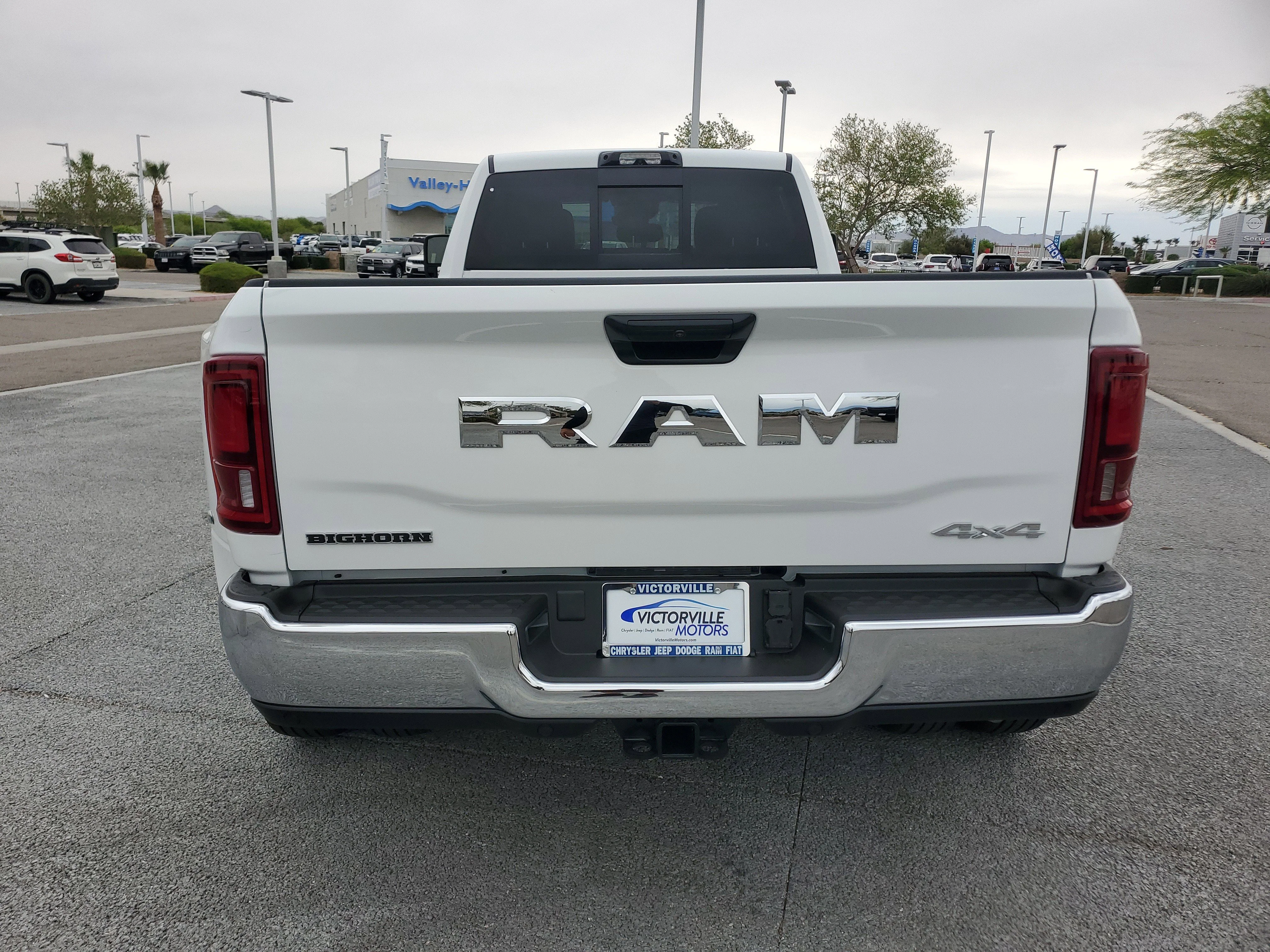 New 2026 Bright White Clear-Coat Exterior Paint RAM Big Horn image 4