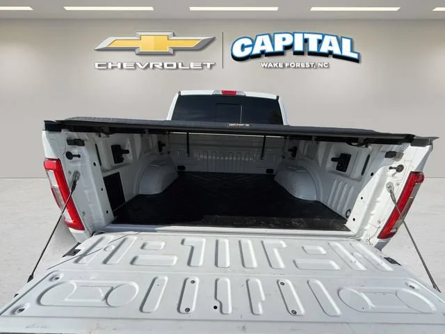 Used 2023 White Ford LARIAT image 34