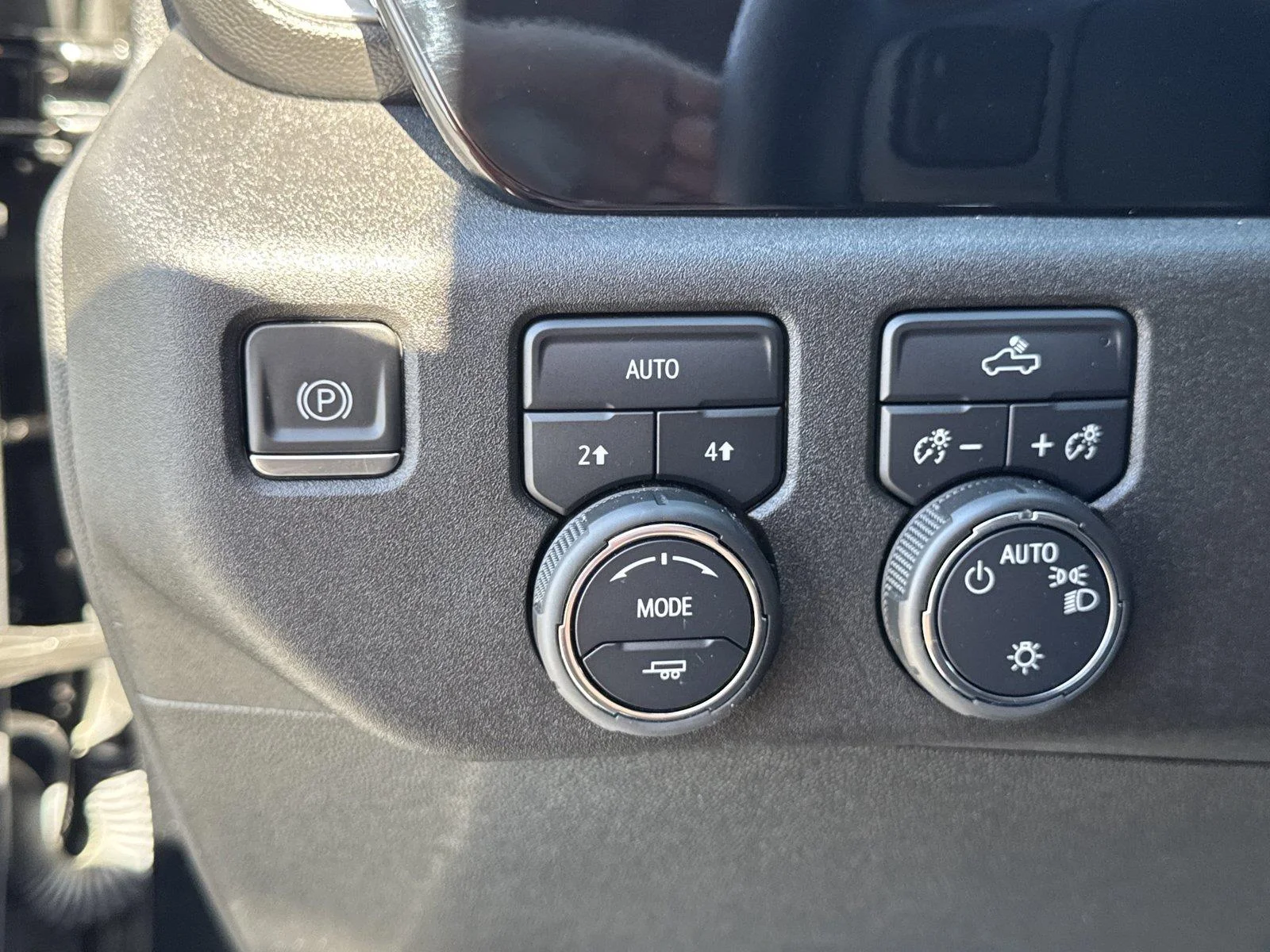 Used 2024 Black Chevrolet LT (2FL) image 17