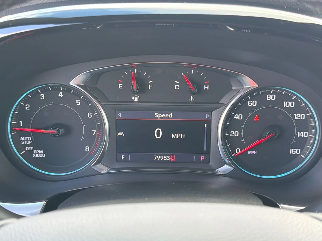 Used 2023 Gray Chevrolet LT image 27