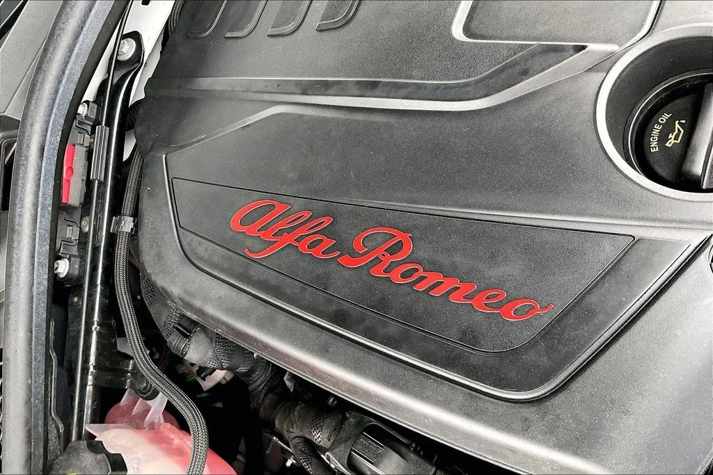 Used 2022 White Alfa Romeo Sprint image 31