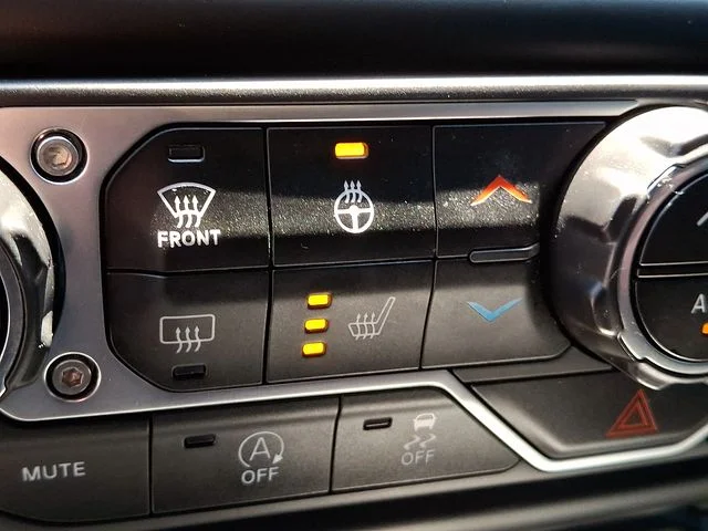 Used 2020 Teal Jeep Unlimited Sport S image 22