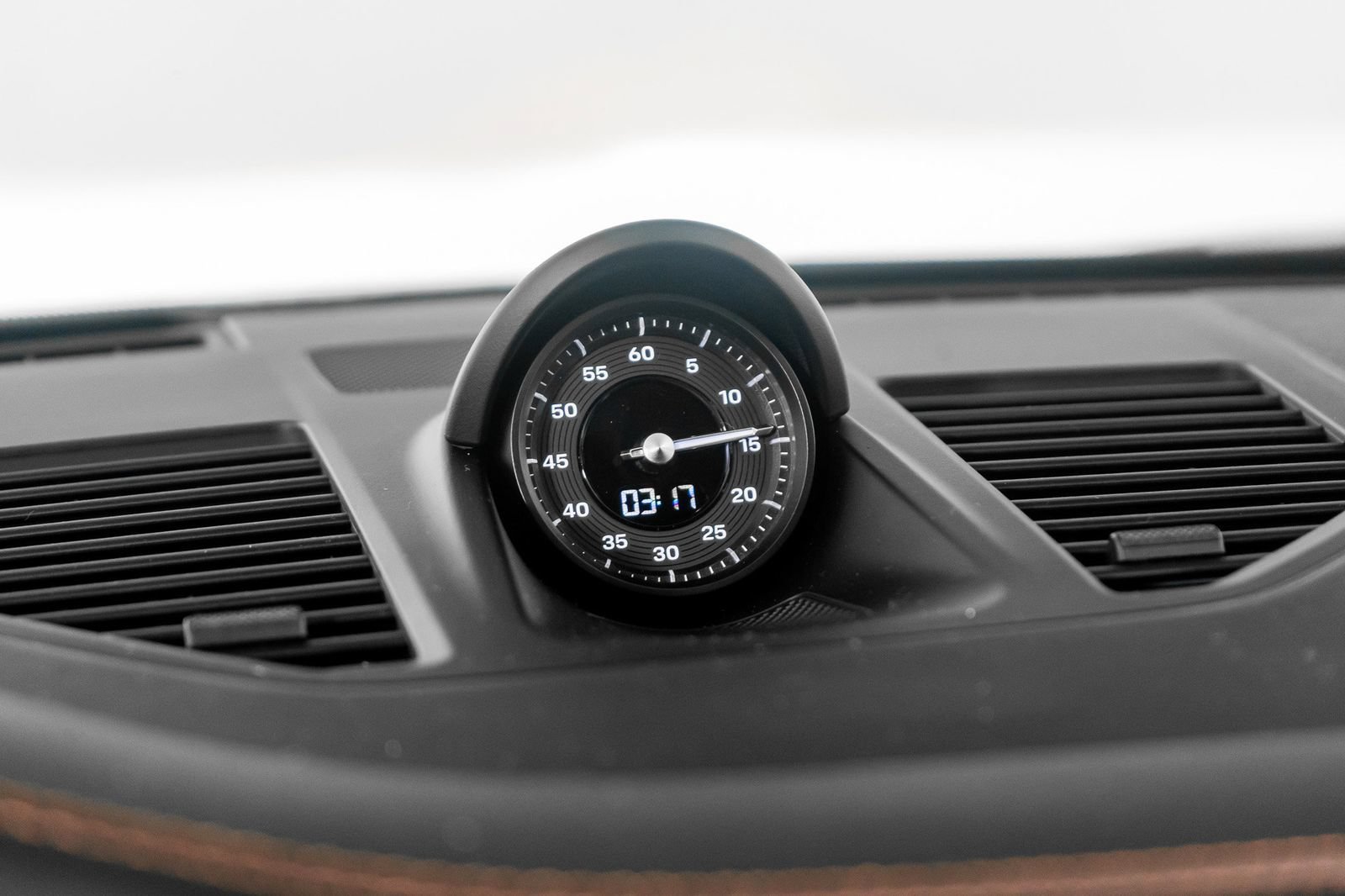 Used 2023  Porsche Carrera 4S image 38
