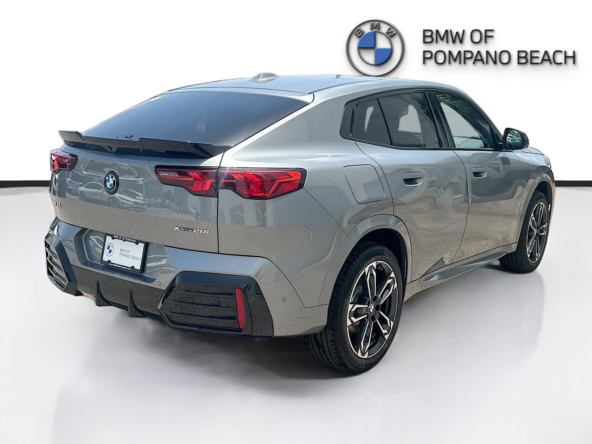 New 2026 Skyscraper Grey Metallic BMW xDrive28i image 6