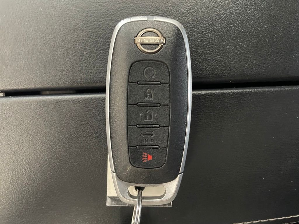 Used 2024 Gray Nissan SV image 18