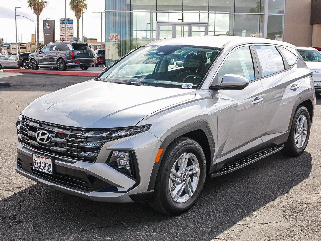 Used 2026 Silver Hyundai SE image 3