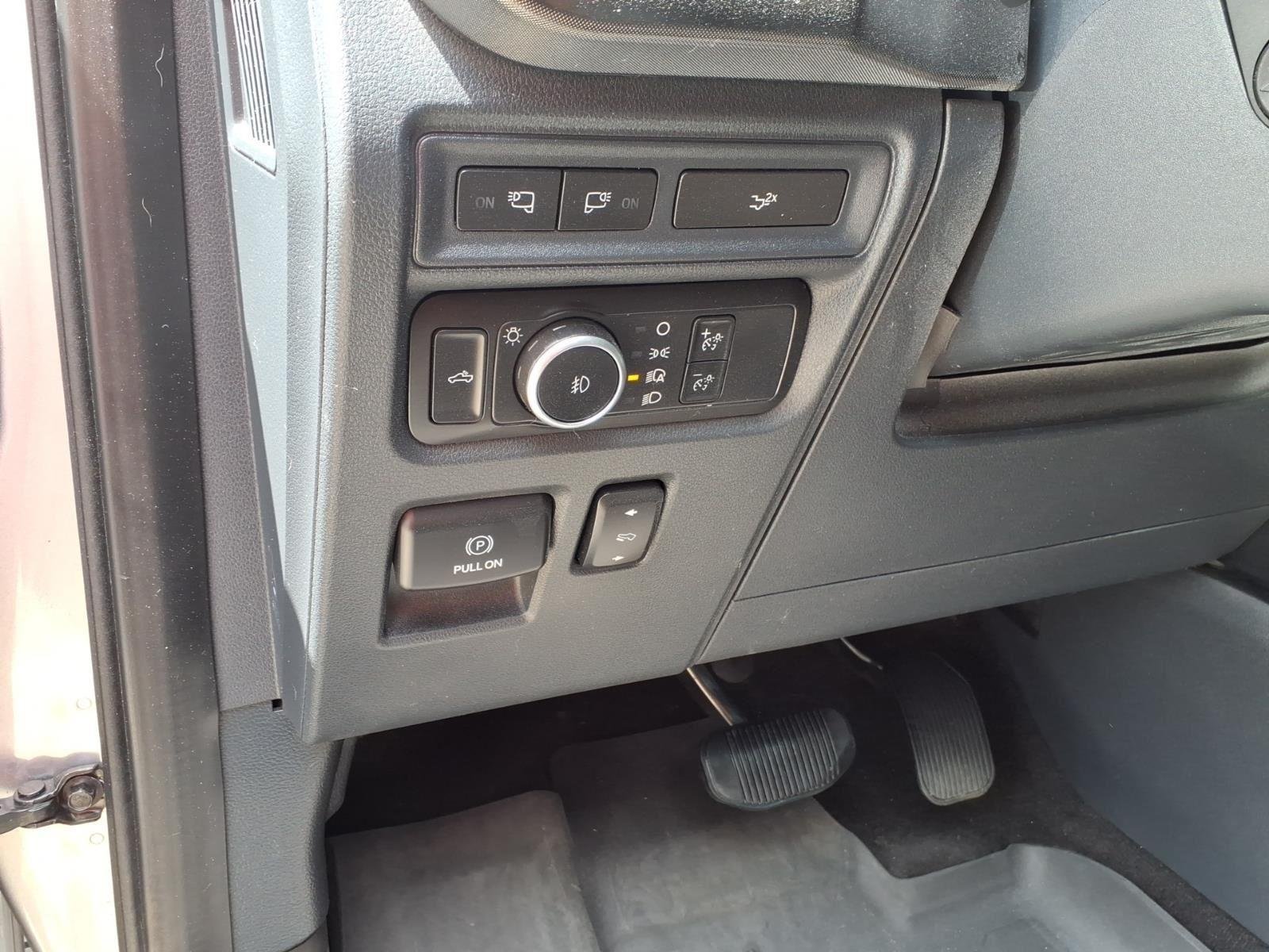 Used 2022 Iconic Silver Metallic Ford Tremor image 28