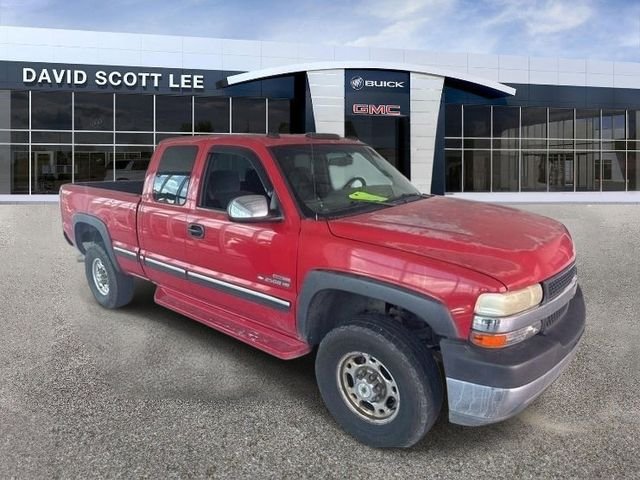 2001 Chevrolet Silverado 1500 2500HD Extended Cab SWB LS's photo