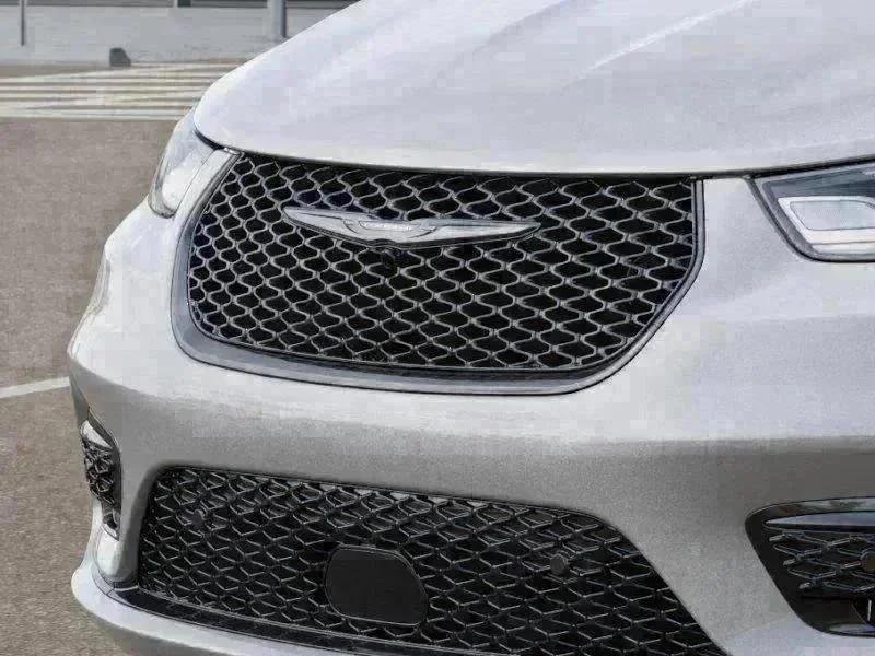 2026 Chrysler Pacifica Select - Photo 39
