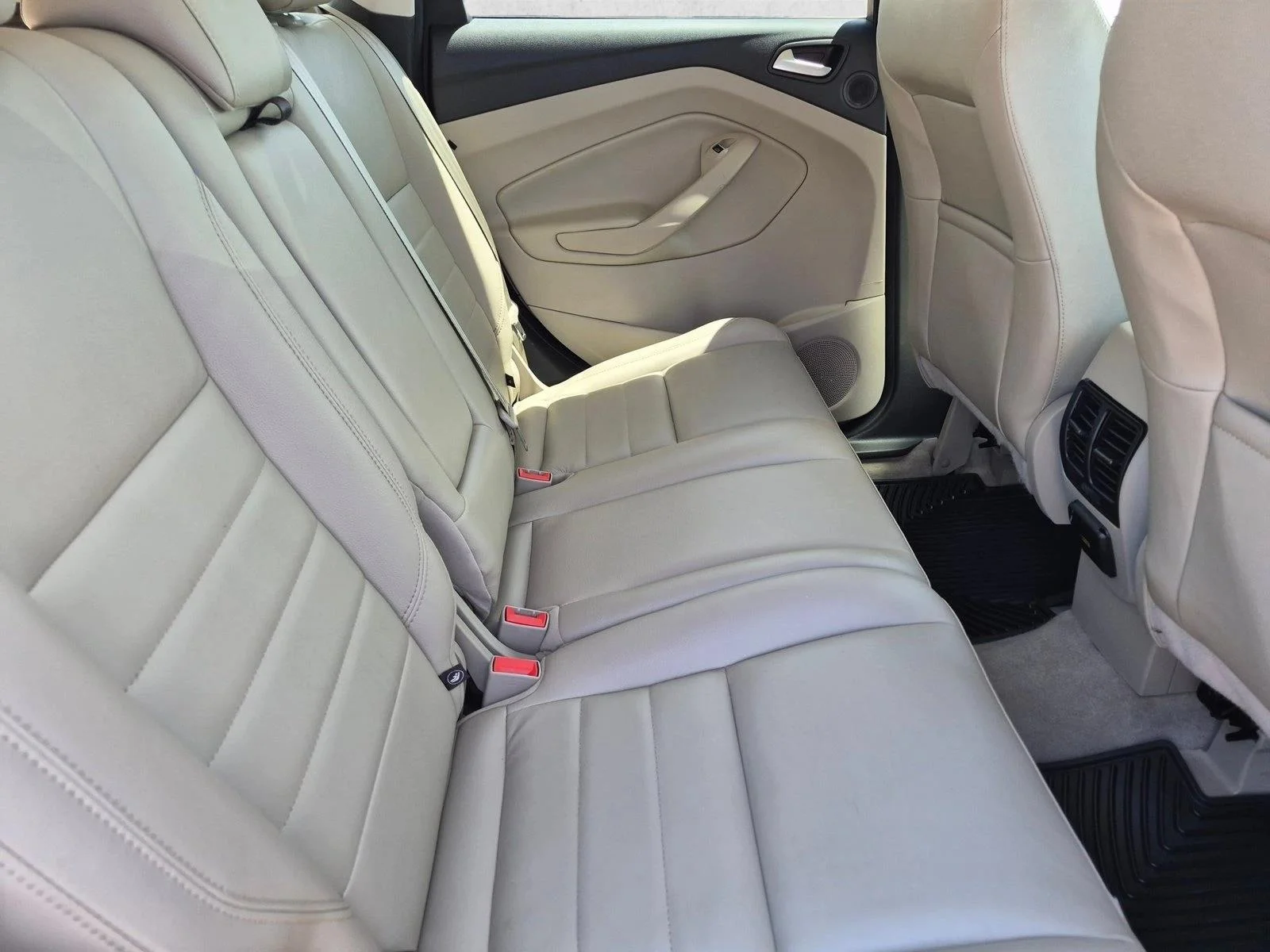 2015 Ford Escape Titanium - Photo 21