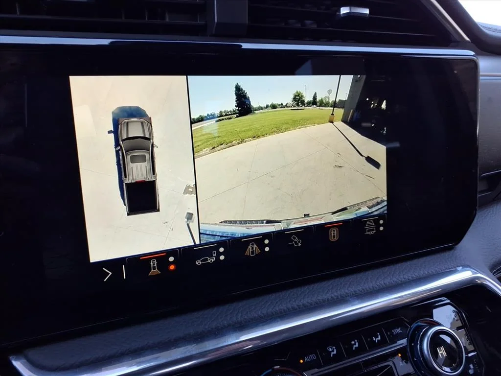 Used 2024 Black GMC Denali image 17