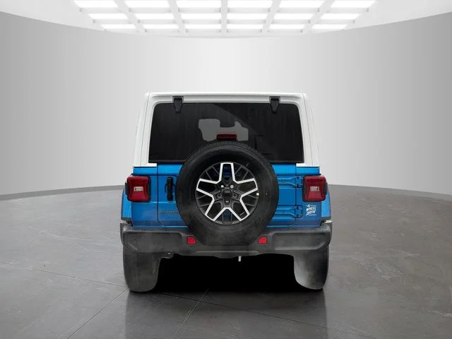 New 2026 Hydro Blue Pearl-Coat Exterior Paint Jeep Sahara image 6