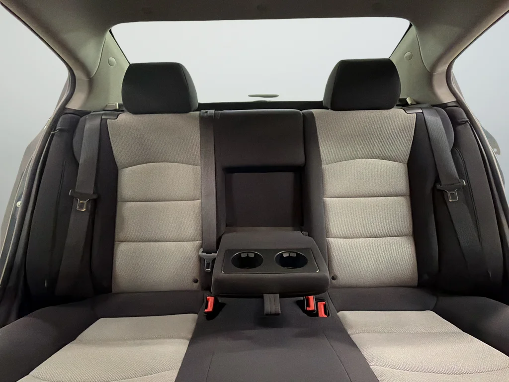 Used 2013 Gray Chevrolet LS image 27
