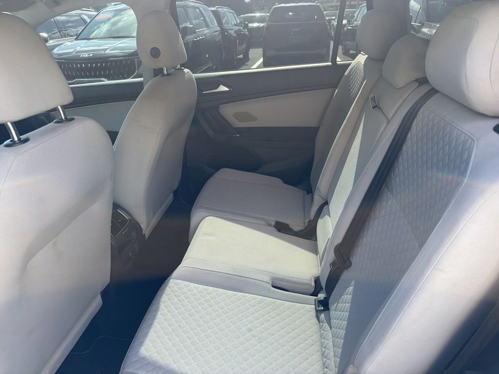 Used 2018 Red Volkswagen 2.0T S image 18