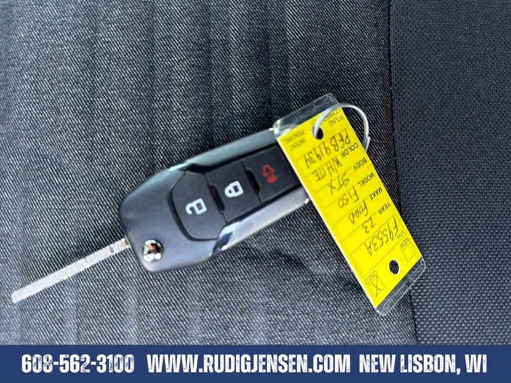 Used 2023 White Ford XL image 28