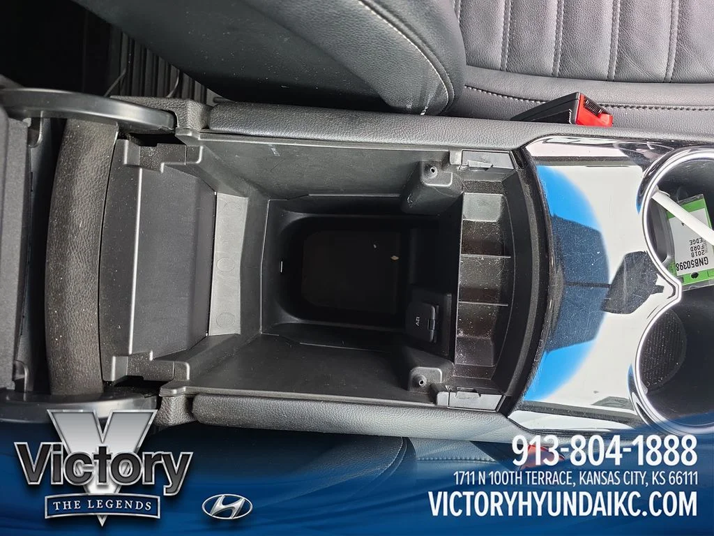 Used 2018 Blue Ford SEL image 26