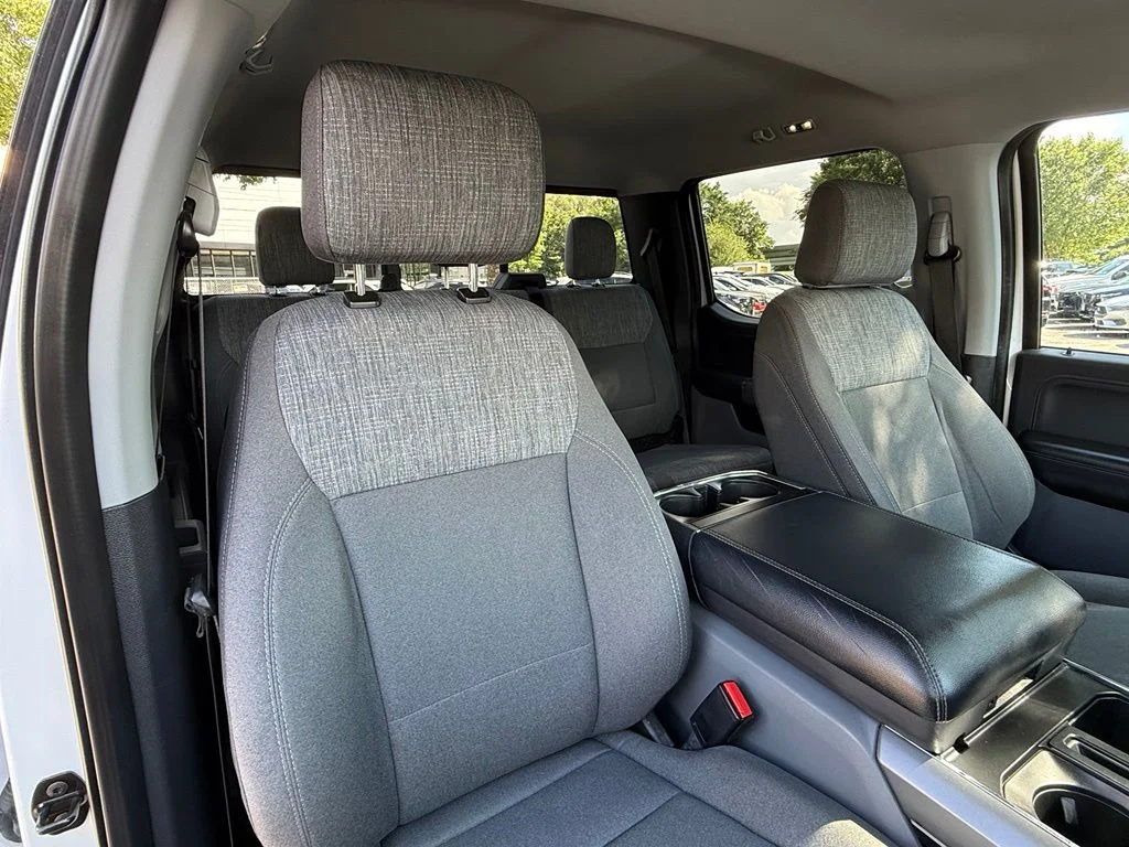 Used 2022 White Ford XLT image 28