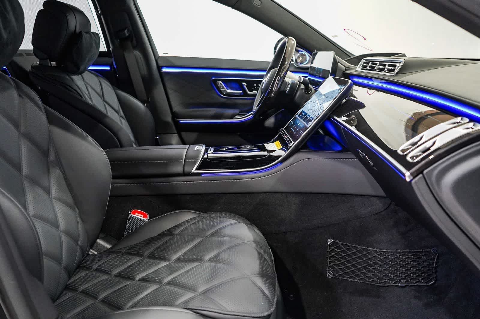 New 2026 Obsidian Black Metallic Mercedes-Benz Maybach S 580 image 18