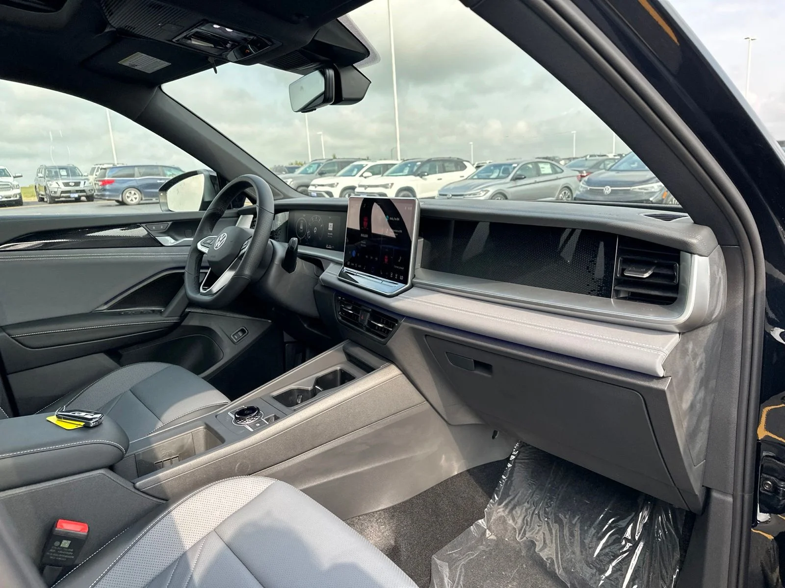 New 2026 Black Volkswagen 2.0T SE R-Line Black image 35