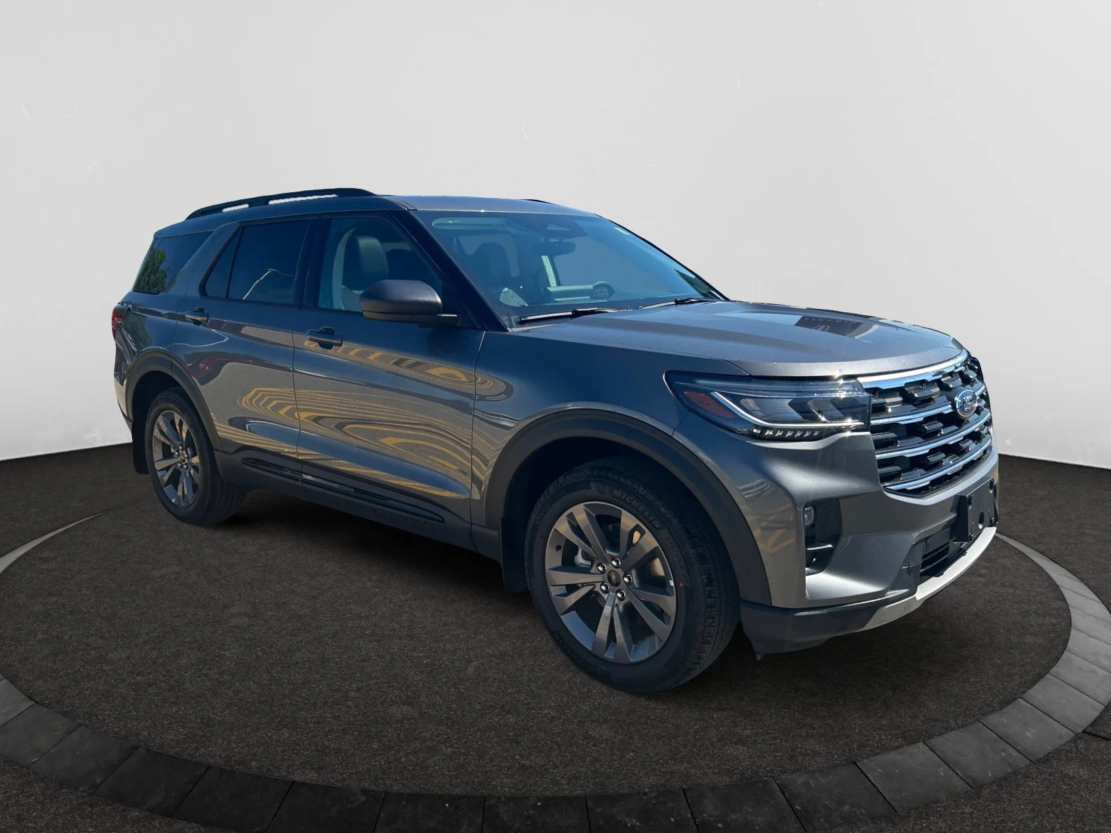 New 2026 Carbonized Grey Metallic Ford Active w/200A Pkg image 7