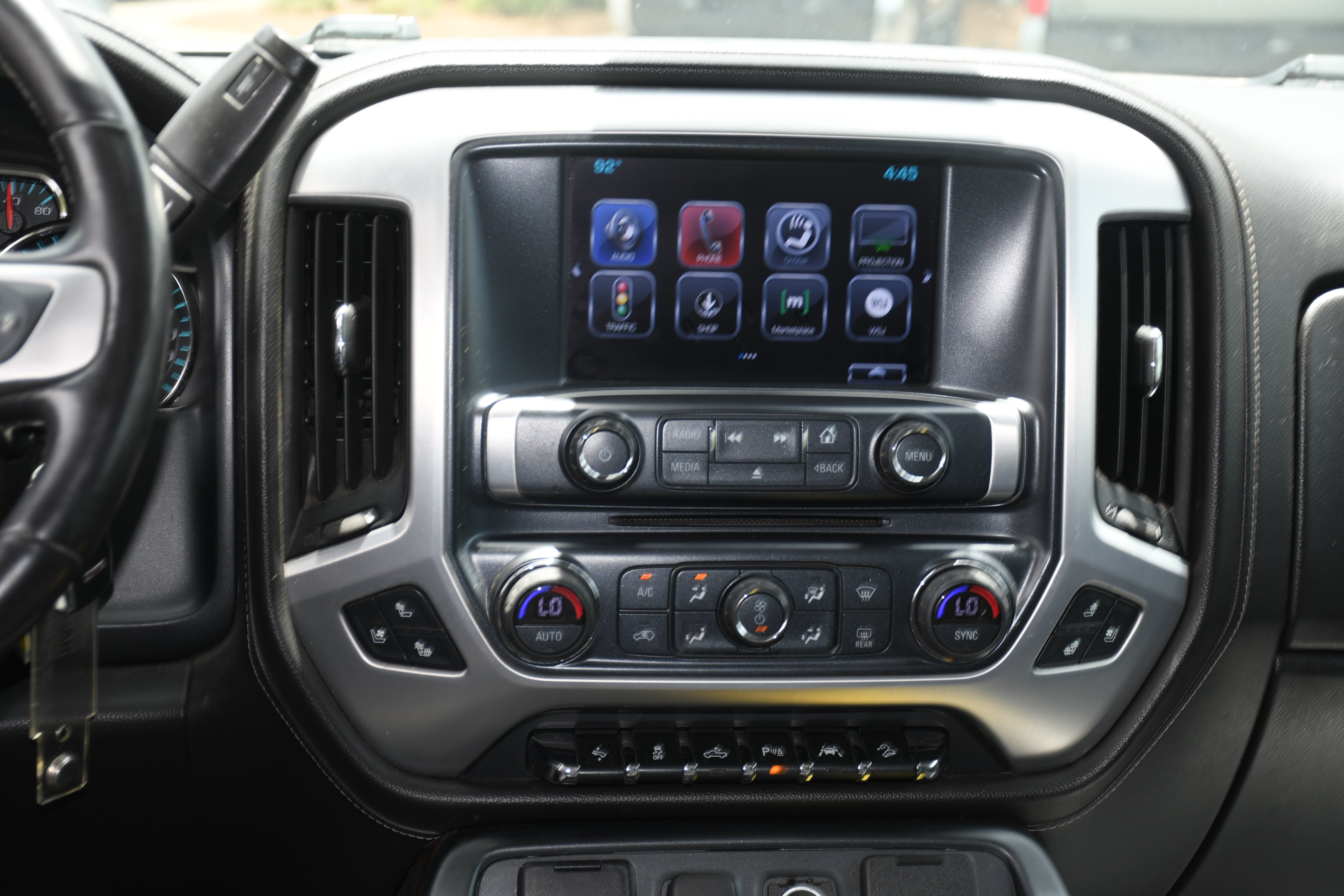 Used 2017 Silver GMC SLT image 17