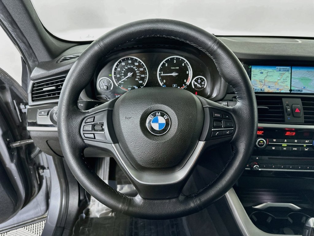 Used 2016 Glacier Silver Metallic BMW xDrive28d image 12