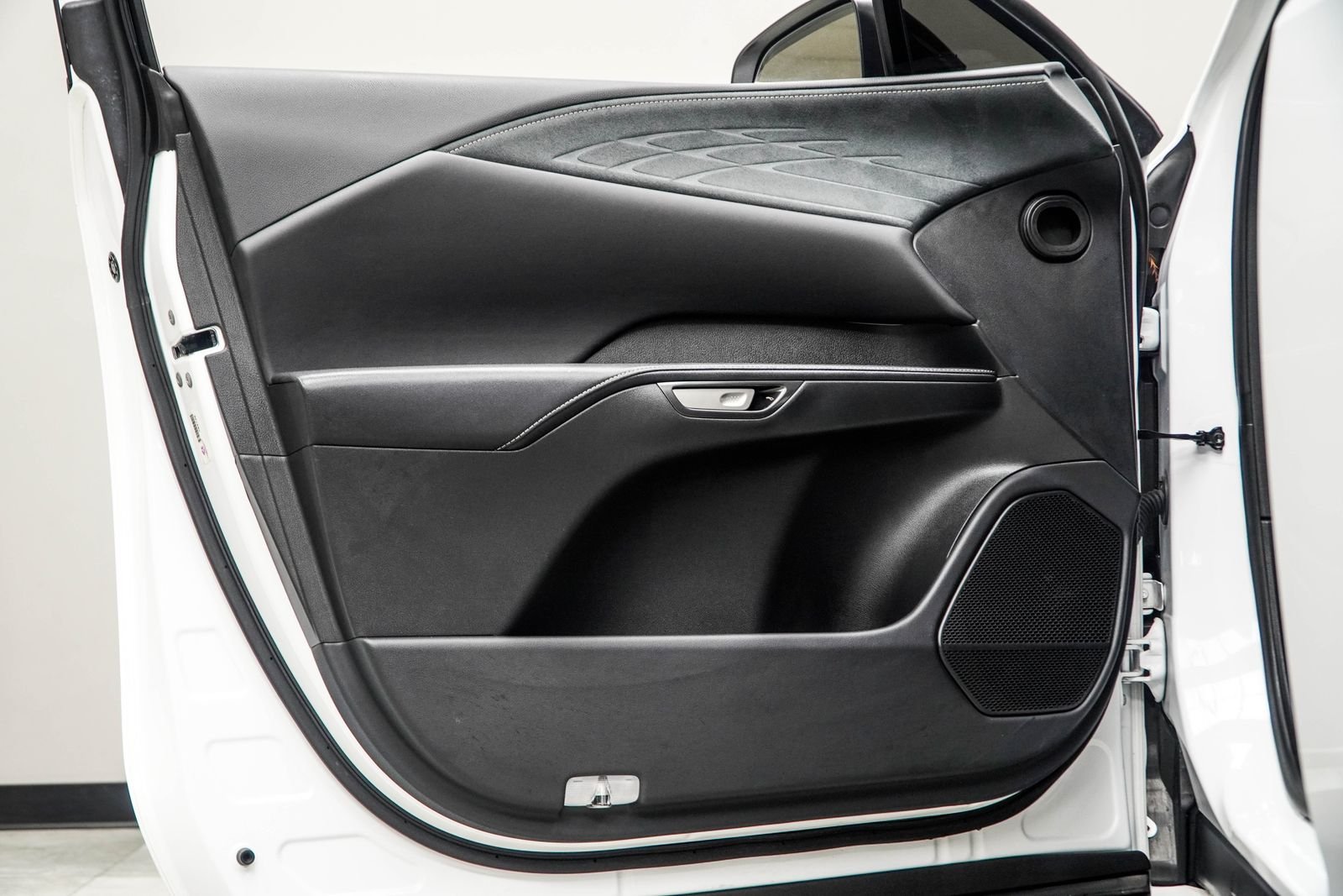Used 2024 White Lexus 500h F SPORT Performance image 30