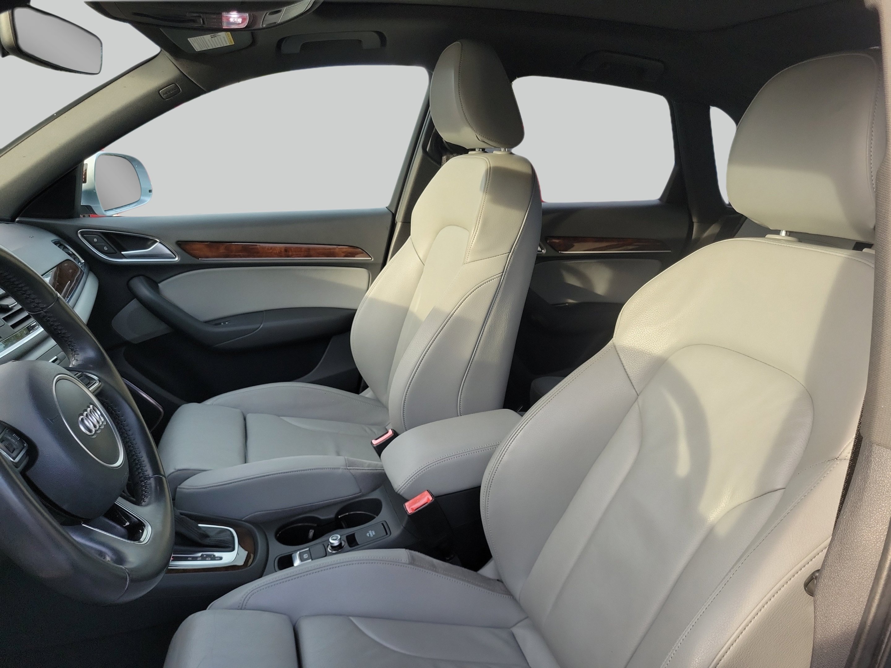 Used 2018 Silver Metallic Audi 2.0T Premium Plus image 23