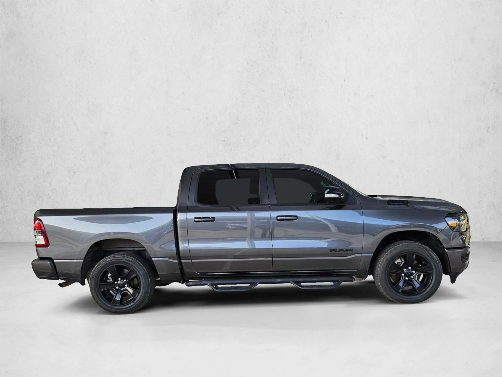 Used 2022 Granite Crystal Metallic Clearcoat RAM Big Horn image 4