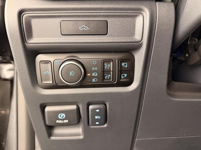 New 2026 Carbonized Gray Metallic Ford Lariat® image 31