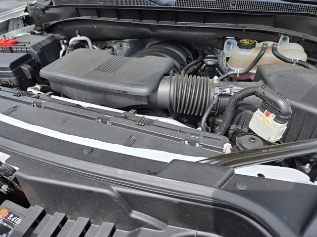 Used 2024 White Chevrolet Premier image 22