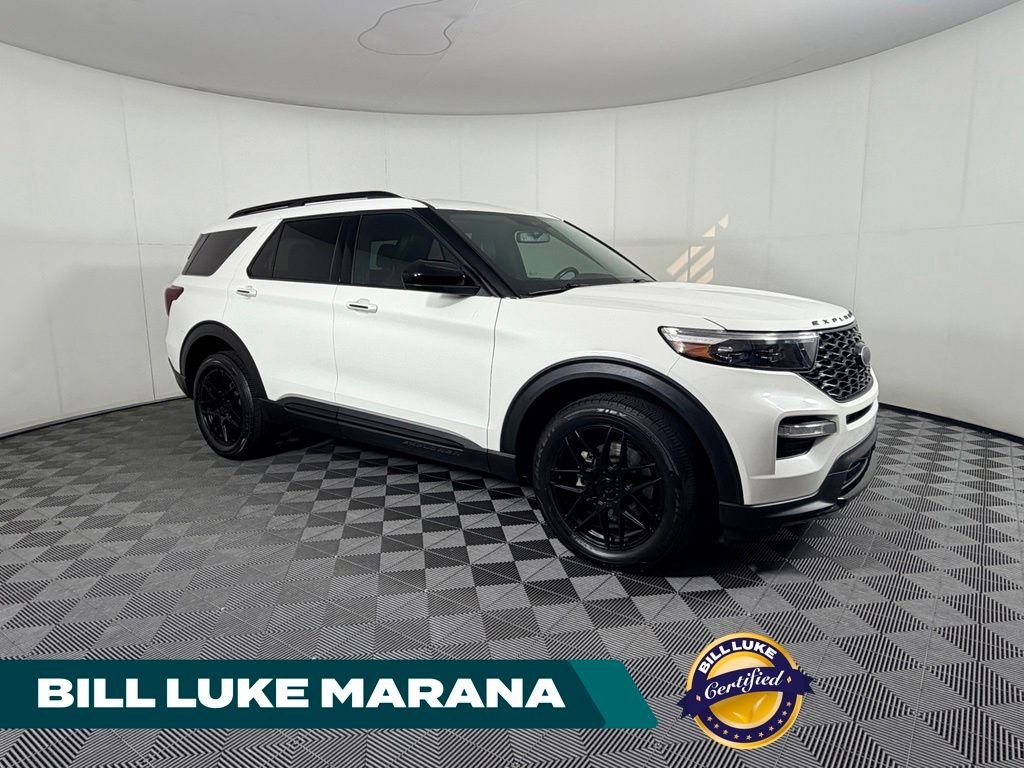 2022 Ford Explorer ST | CarEdge | CarEdge