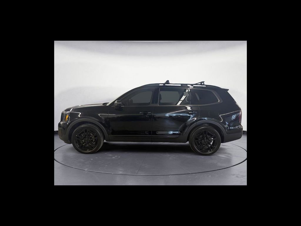 Used 2025 Black Kia SX-Prestige X-Line image 3