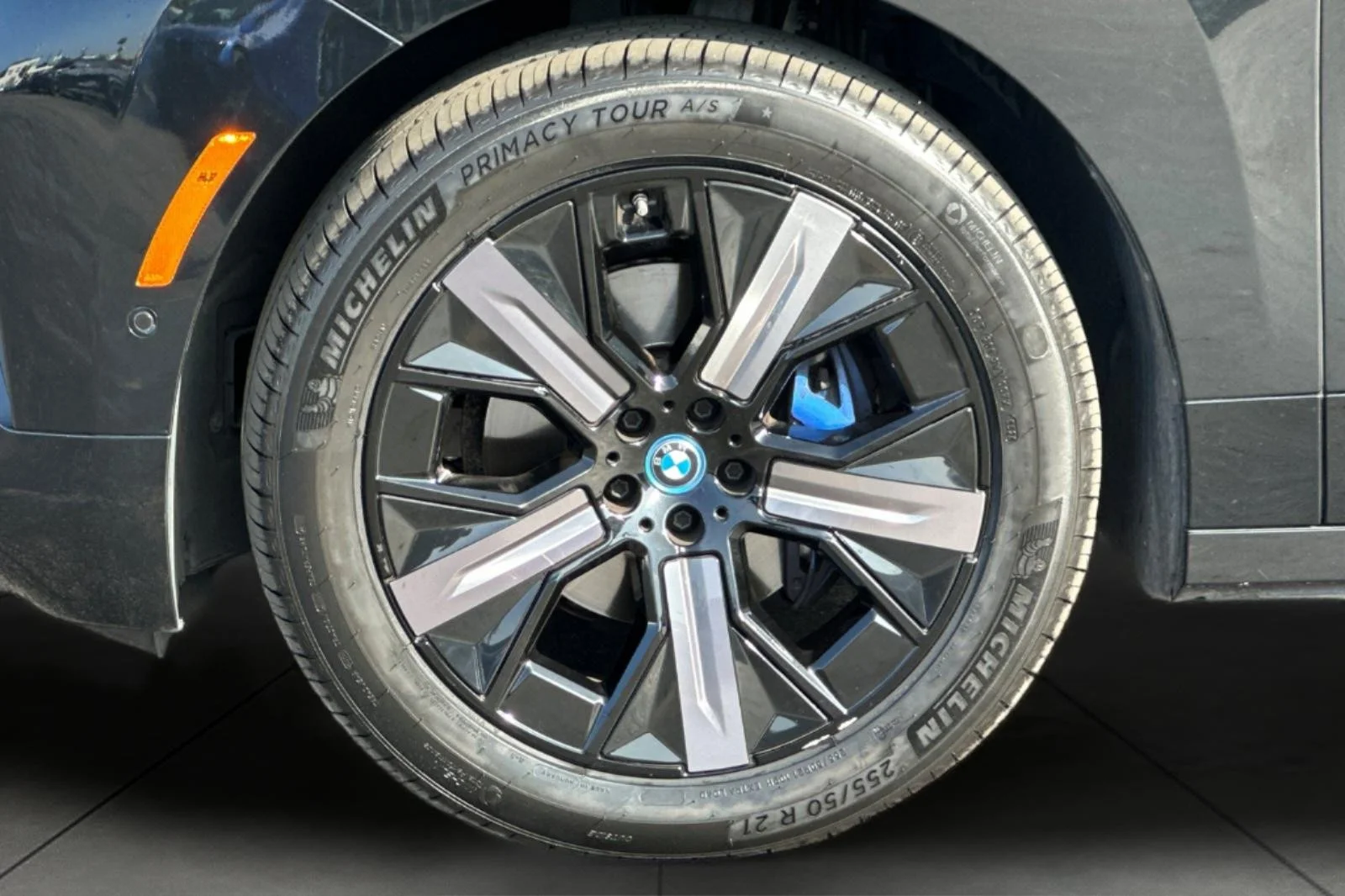 Certified Used 2024 Black Sapphire Metallic BMW xDrive50 image 26