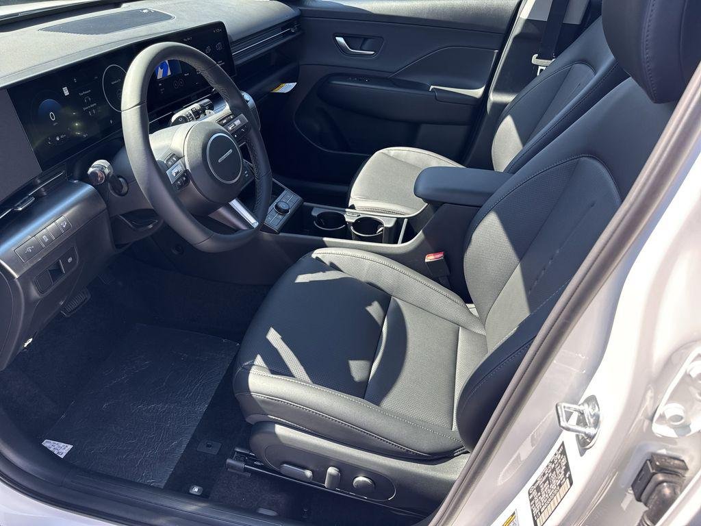 New 2026 White Hyundai SEL Premium AWD image 9