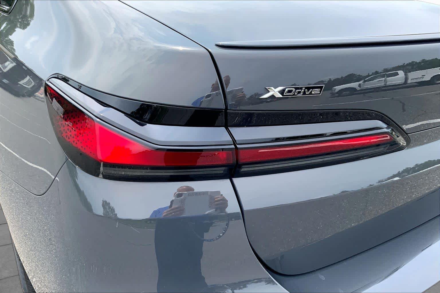 Certified Used 2023 Dravit Grey Metallic BMW 760i xDrive image 27