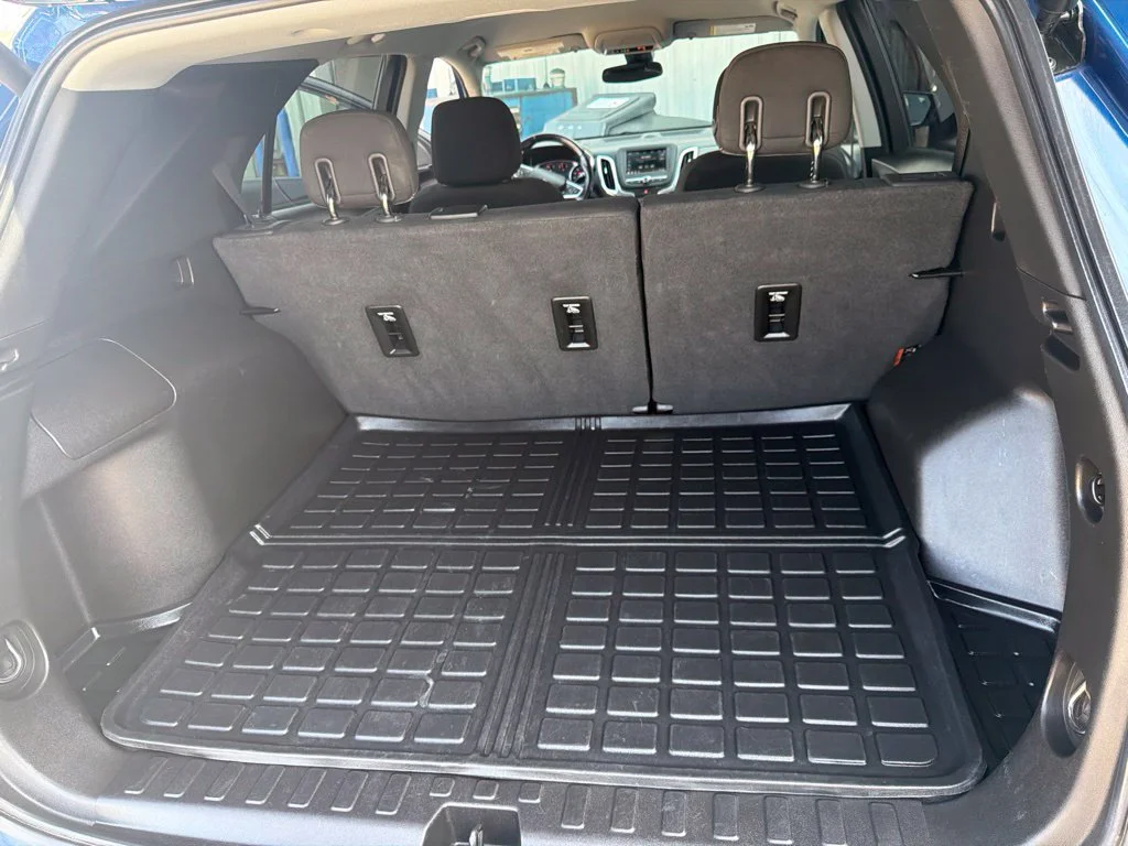 Used 2019 Pacific Blue Metallic Chevrolet LT image 12