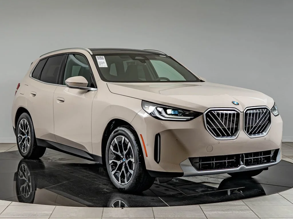 New 2026 Dune Grey Metallic BMW 30 xDrive image 3