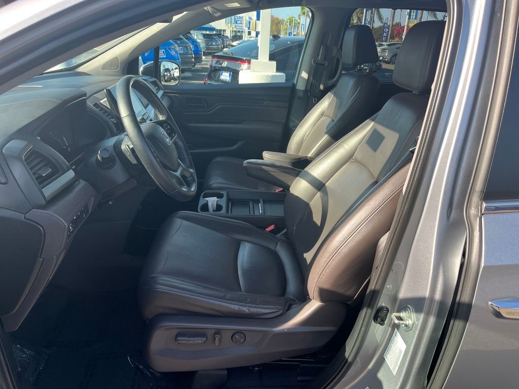 Used 2019 Silver Honda EX-L image 10