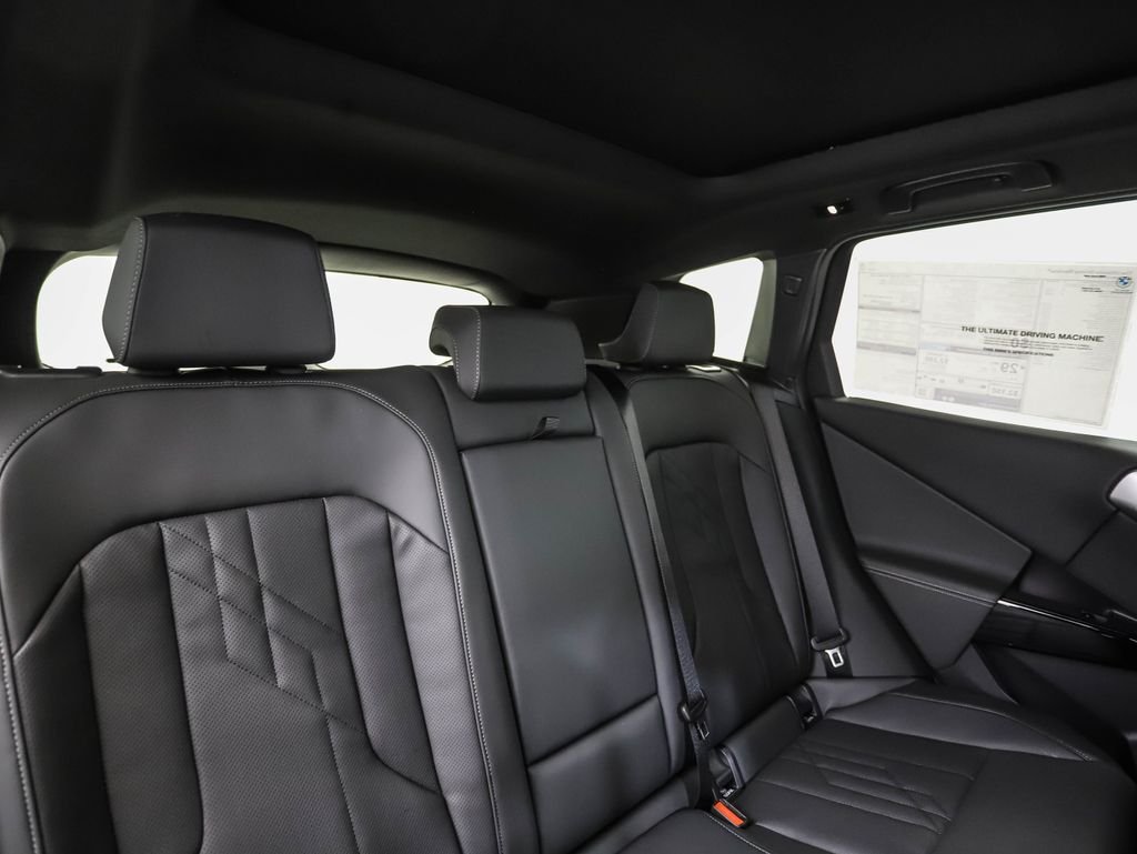 New 2026 Black Sapphire Metallic BMW 30 xDrive image 28