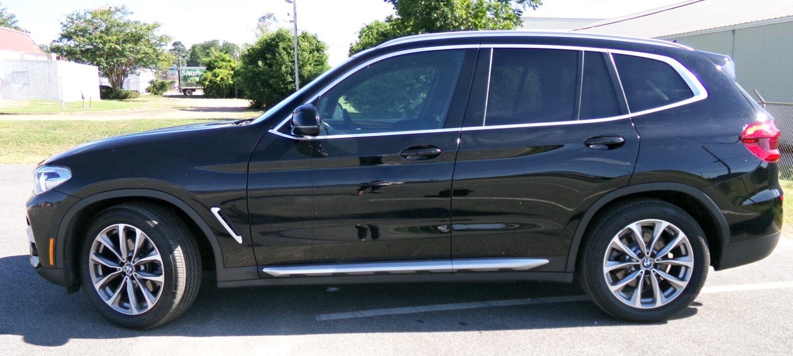 Used 2019 Jet Black BMW xDrive30i image 2